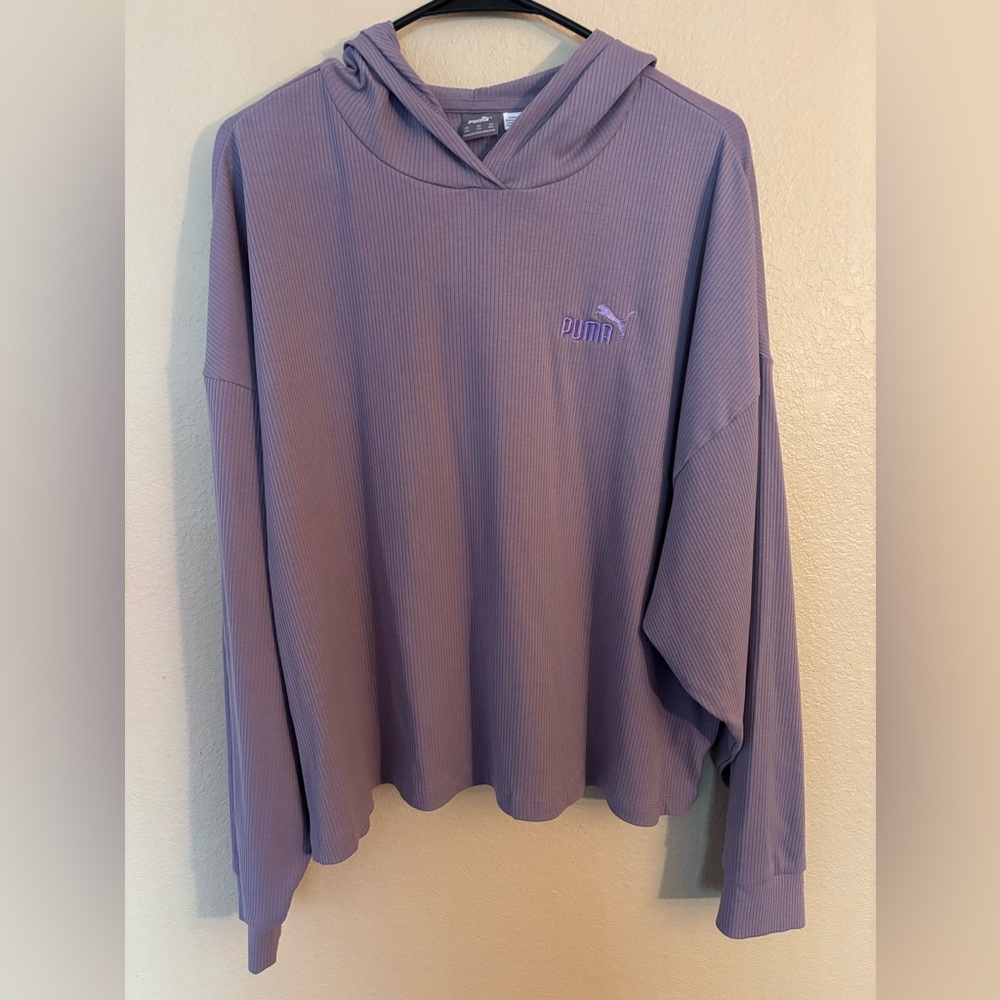 Puma lavender/lilac color light hoodie size XXL
